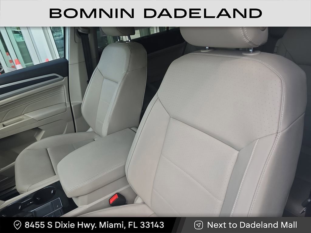 Used 2021 Volkswagen Atlas SEL R-Line image 23