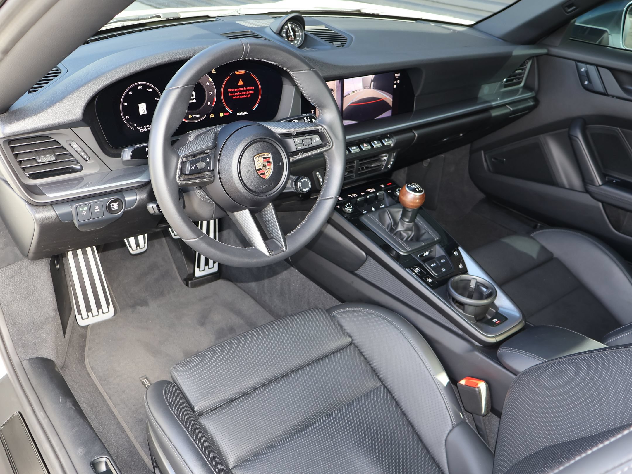 Certified 2025 Porsche 911 Carrera T RWD image 4