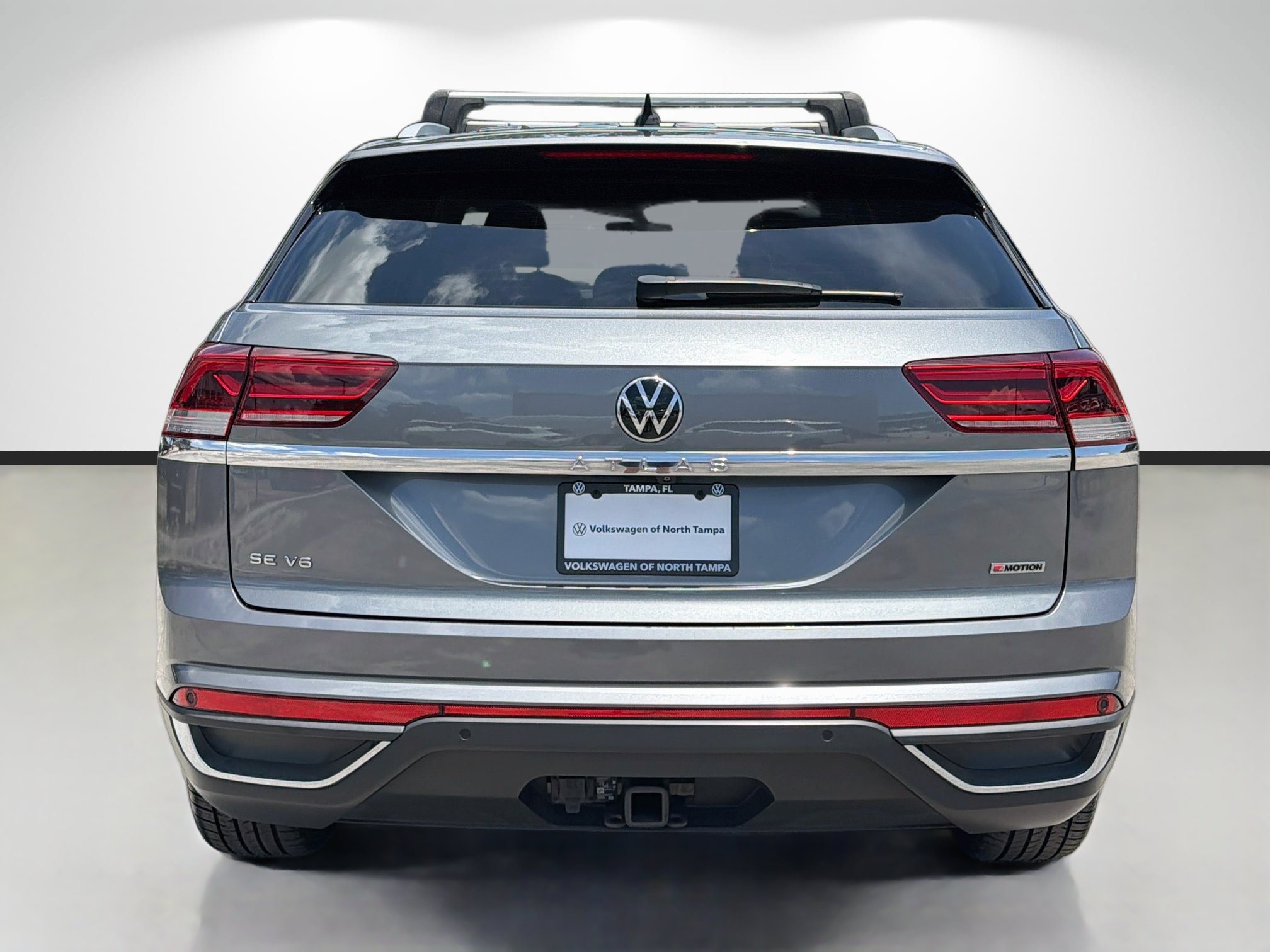 Used 2022 Volkswagen Atlas Cross Sport SE AWD/4WD image 4