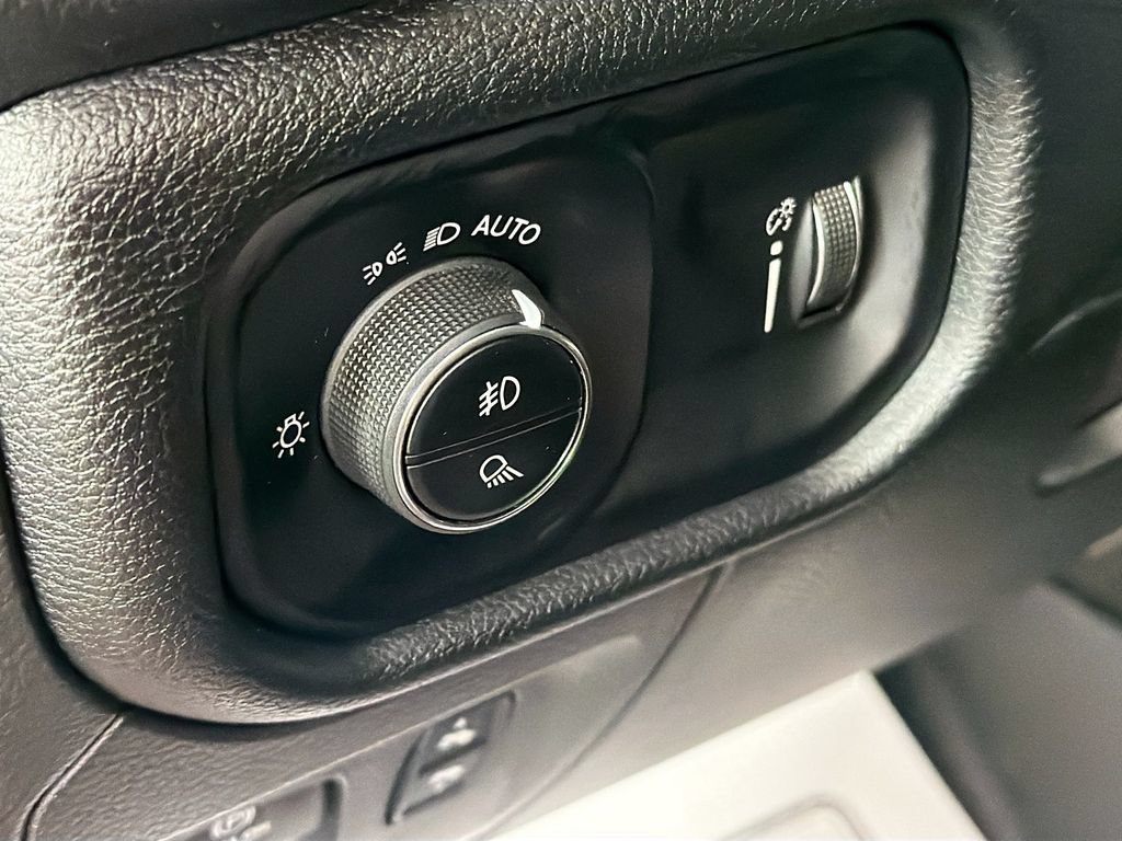 Used 2022 RAM 1500 Rebel w/ Level 1 Equipment Group AWD/4WD image 10