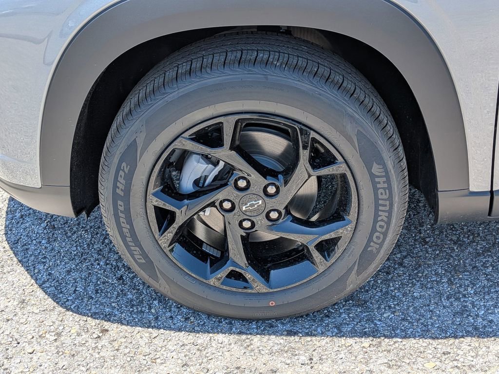 New 2026 Chevrolet Trax LT w/ Driver Confidence Package FWD image 11