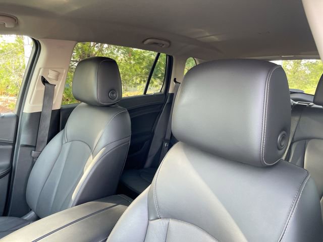 Used 2018 Buick Envision Essence image 11