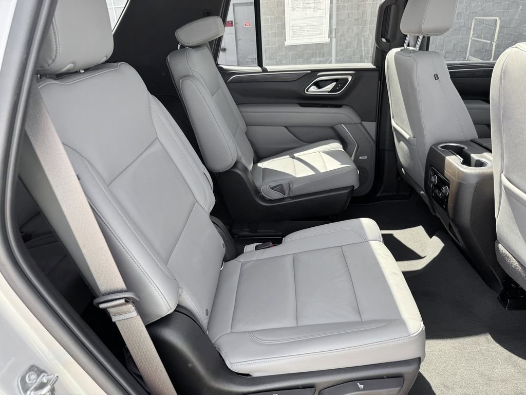 Used 2021 Chevrolet Tahoe Z71 w/ Z71 Signature Package AWD/4WD image 29