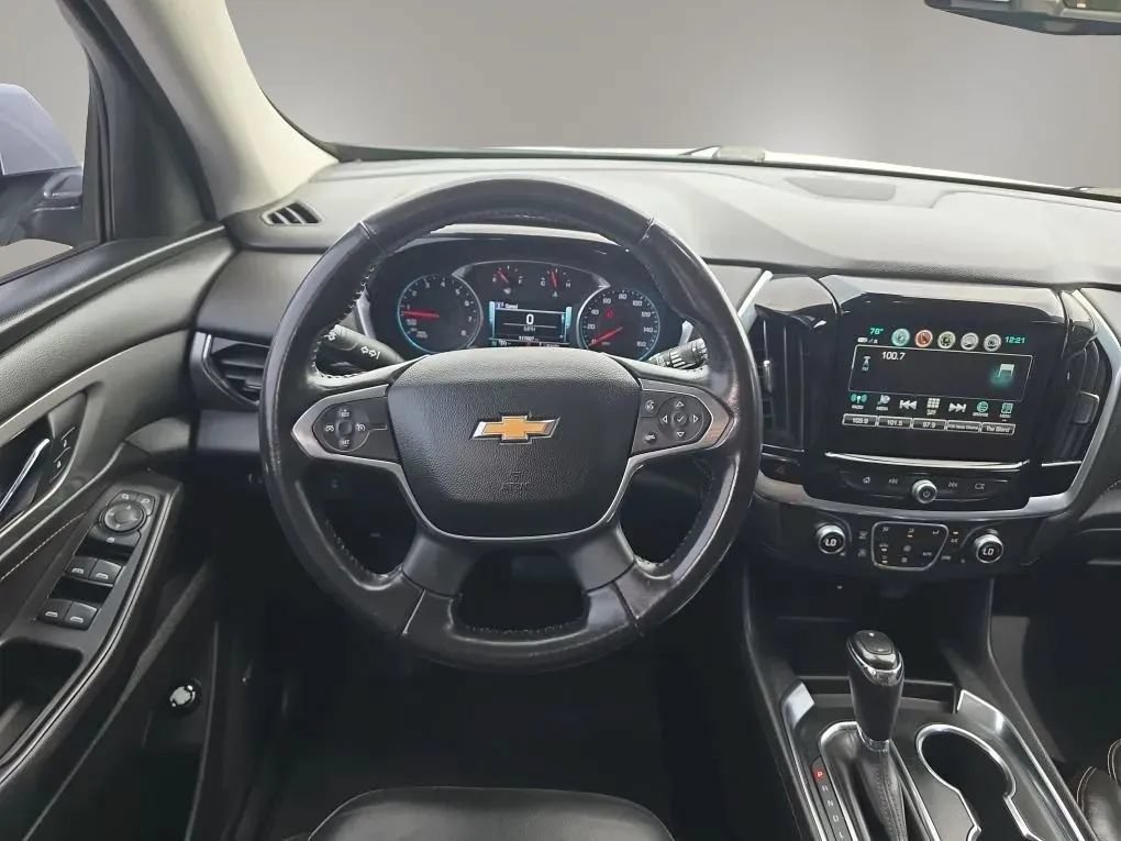 Used 2019 Chevrolet Traverse LT w/ LT Premium Package AWD/4WD image 14