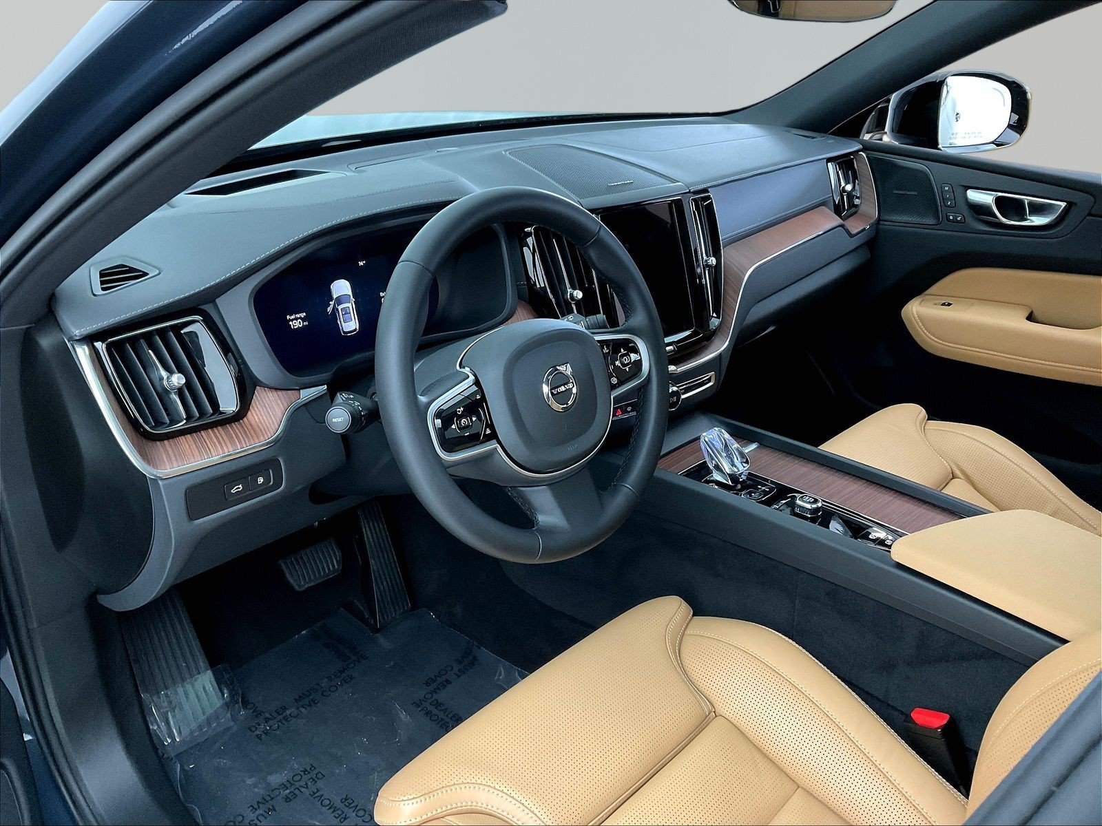 Used 2025 Volvo XC60 T8 Ultra w/ Climate Package AWD/4WD image 17