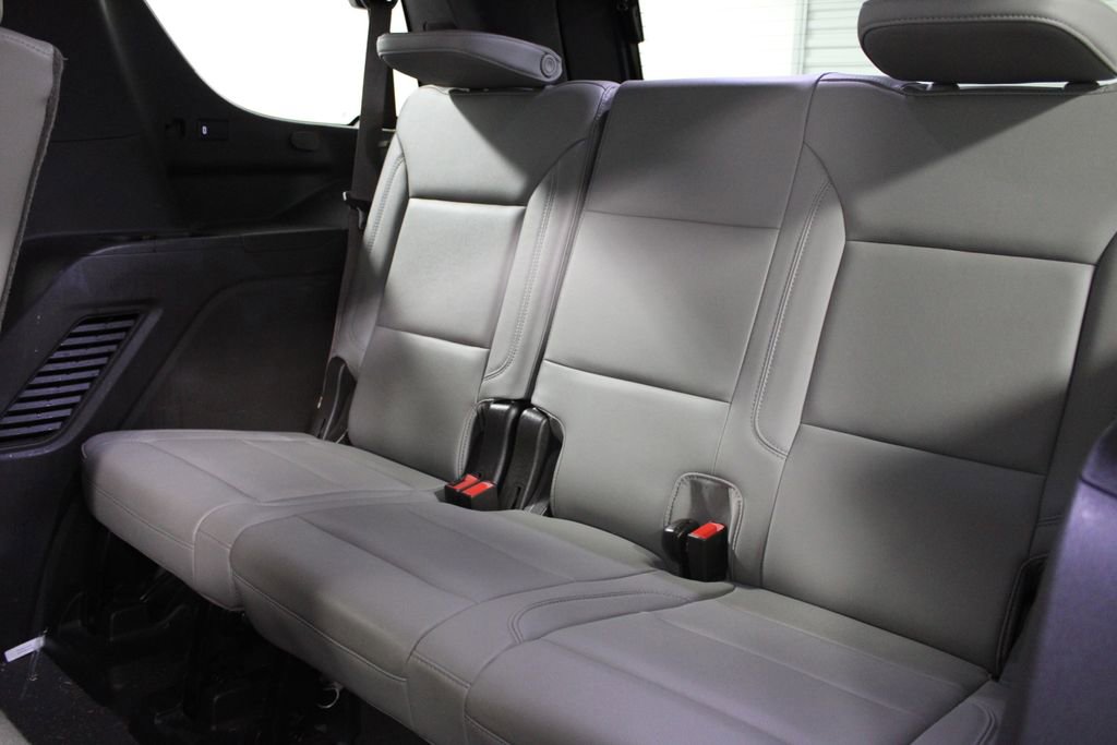 Used 2022 Chevrolet Tahoe LT w/ Luxury Package image 21