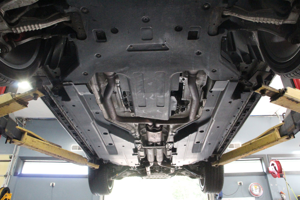 Used 2019 Jaguar F-PACE S image 95