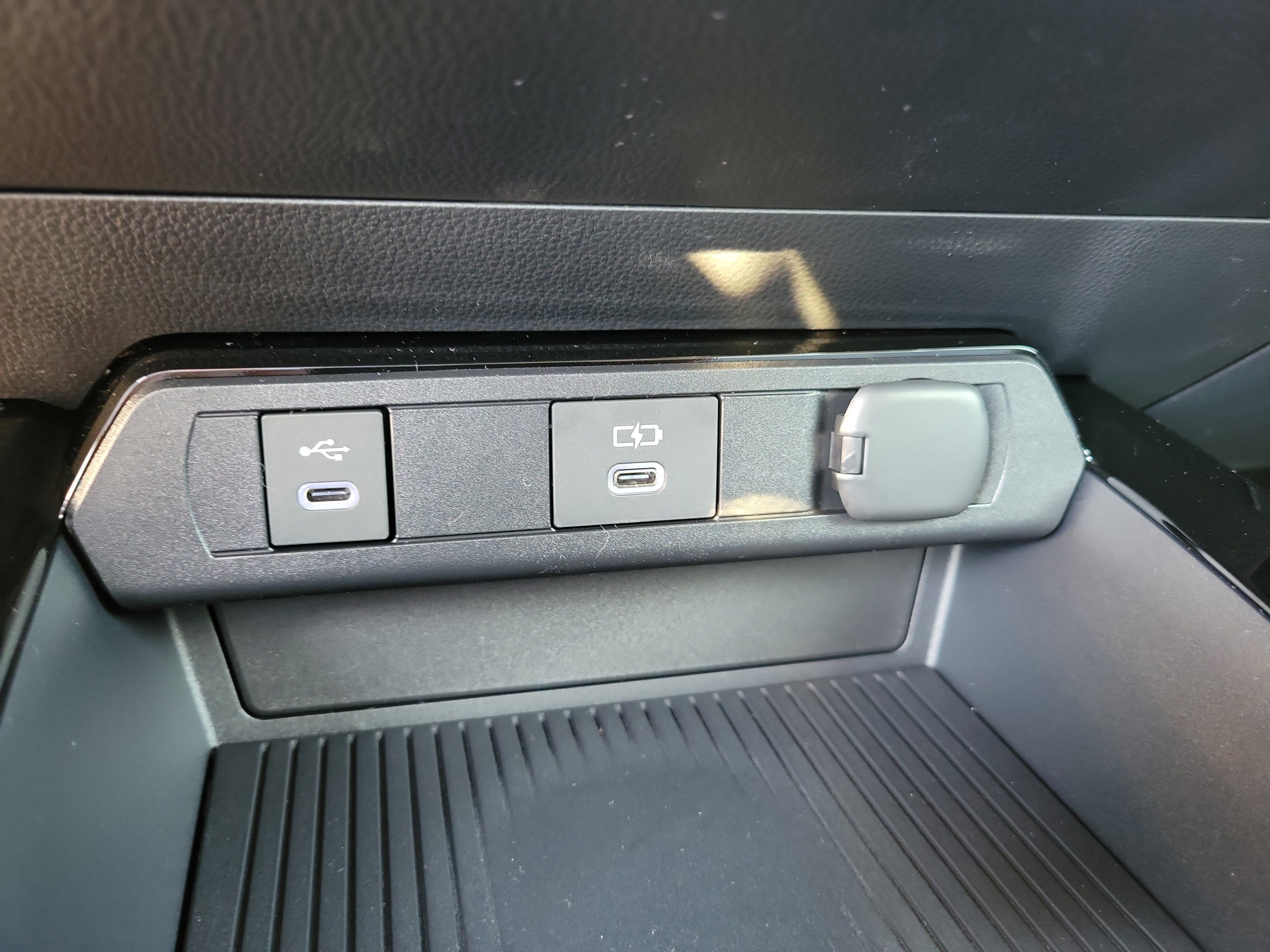 New 2026 Toyota Prius LE image 23