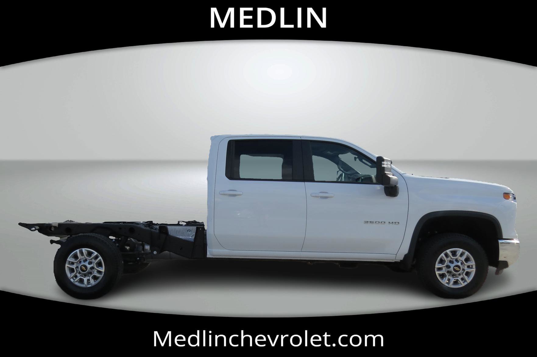 Used 2025 Chevrolet Silverado 2500 LT w/ Convenience Package AWD/4WD image 7