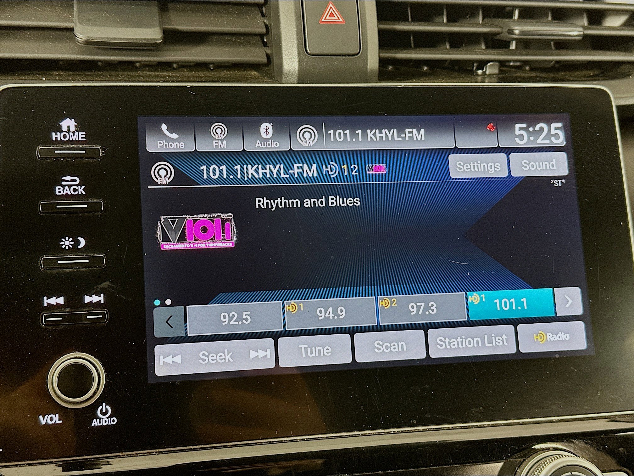 Used 2020 Honda Insight EX image 19