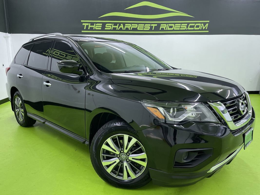 Used 2020 Nissan Pathfinder S image 1