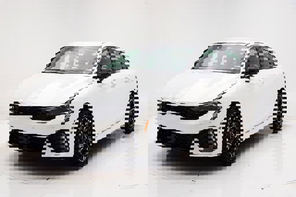 Used 2025 Kia K5 GT-Line image 2