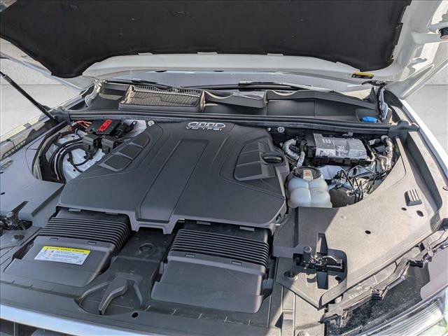 Used 2018 Audi Q7 3.0T Prestige image 24
