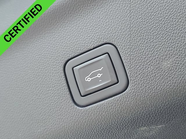Certified 2024 Chevrolet Suburban Premier AWD/4WD image 33