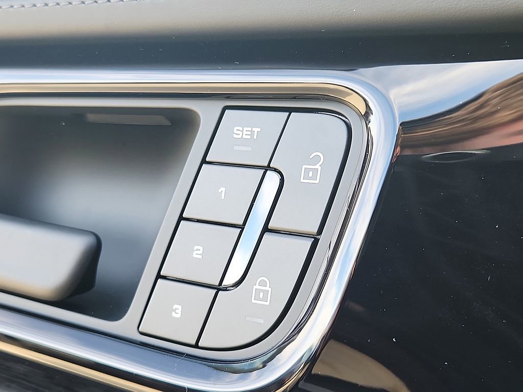New 2026 Porsche Panamera 4 image 20