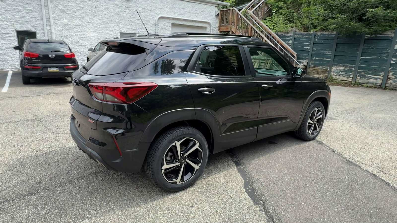 Certified 2023 Chevrolet TrailBlazer RS w/ Sun and Liftgate Package AWD/4WD image 9