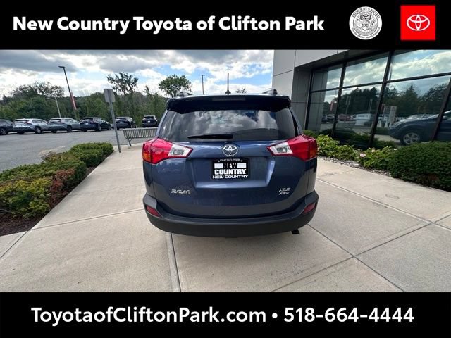 Used 2014 Toyota RAV4 XLE AWD/4WD image 4
