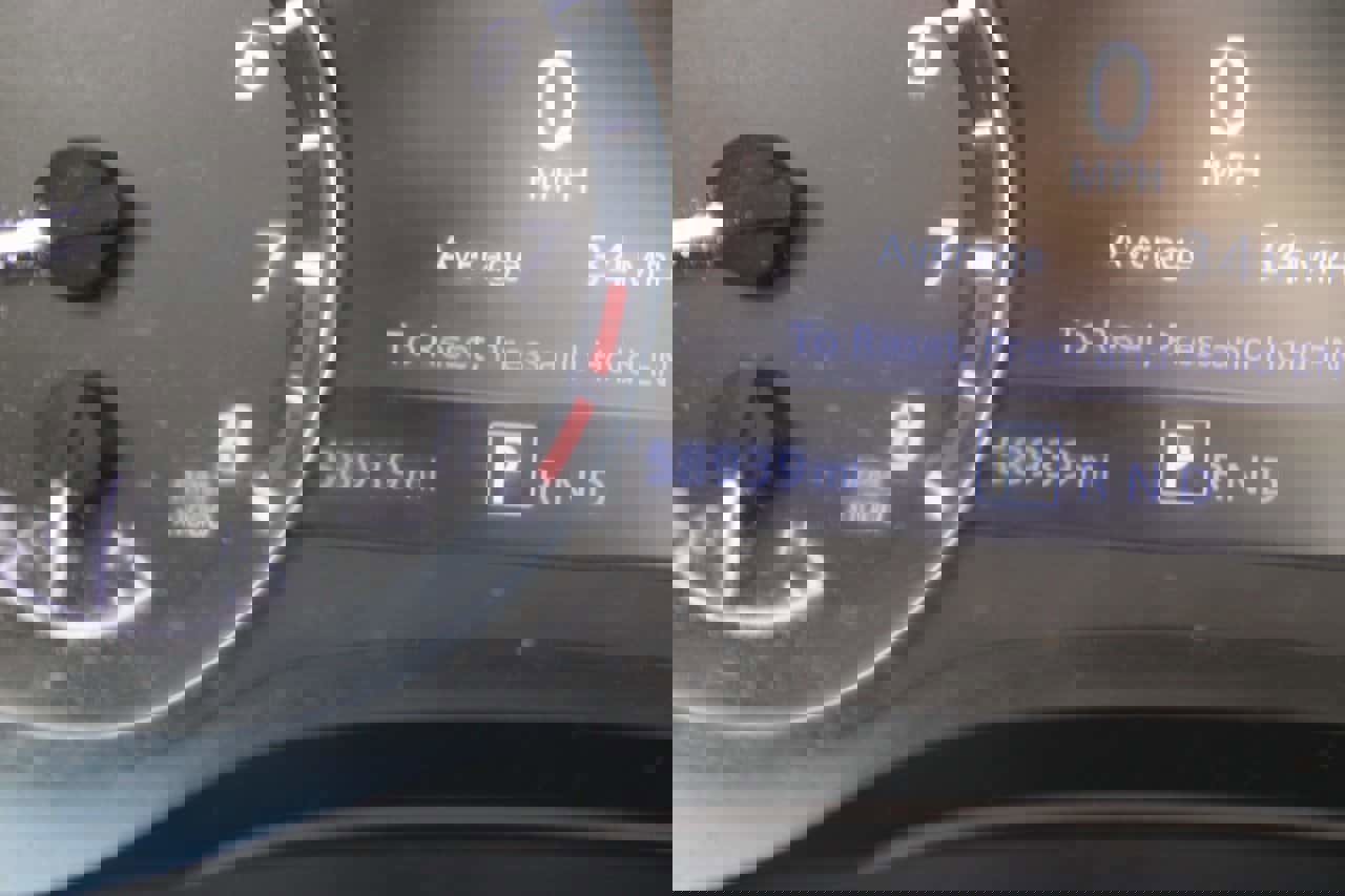 Used 2023 Nissan Frontier SV image 10