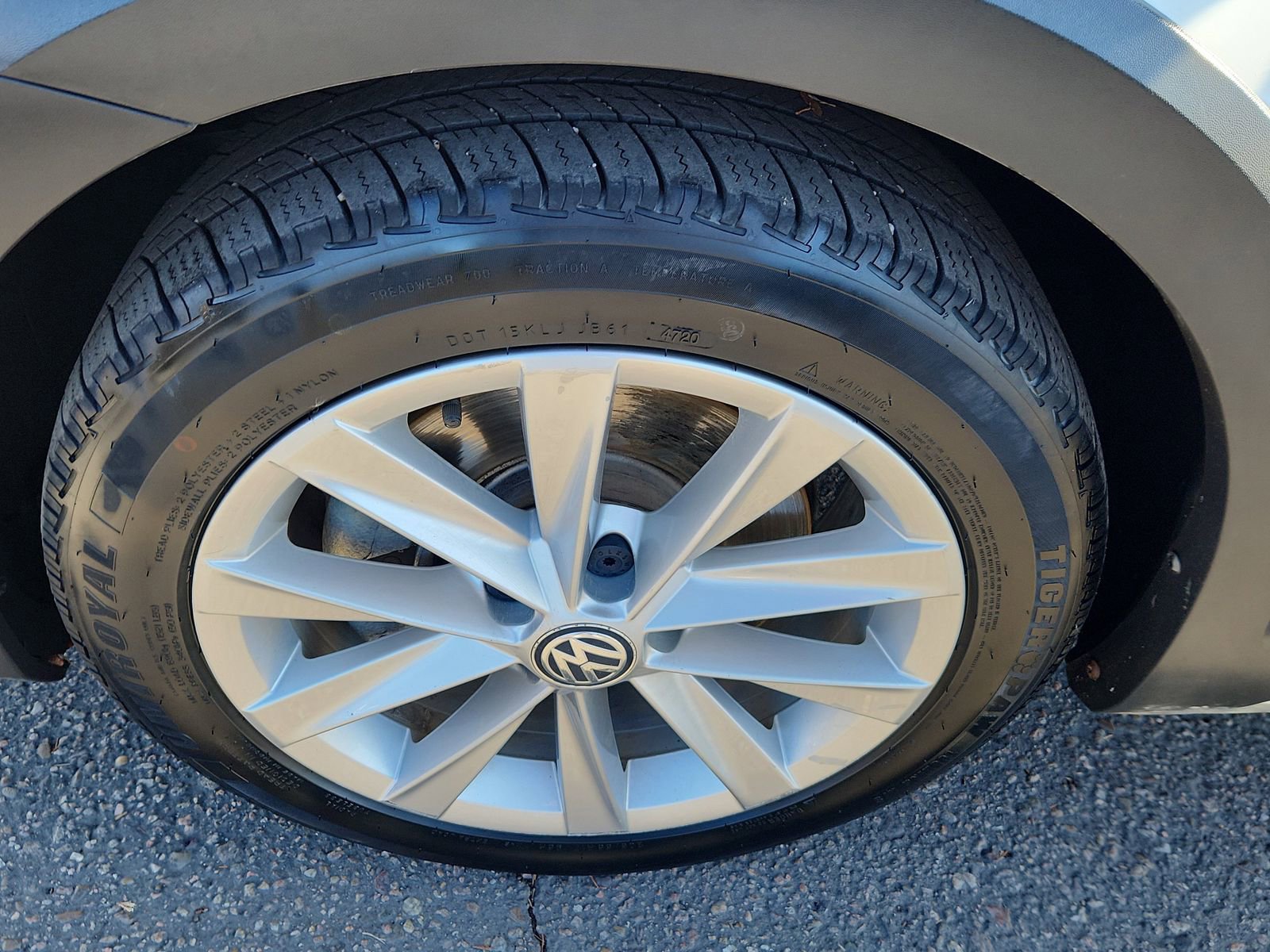 Used 2017 Volkswagen Golf Alltrack SEL image 19