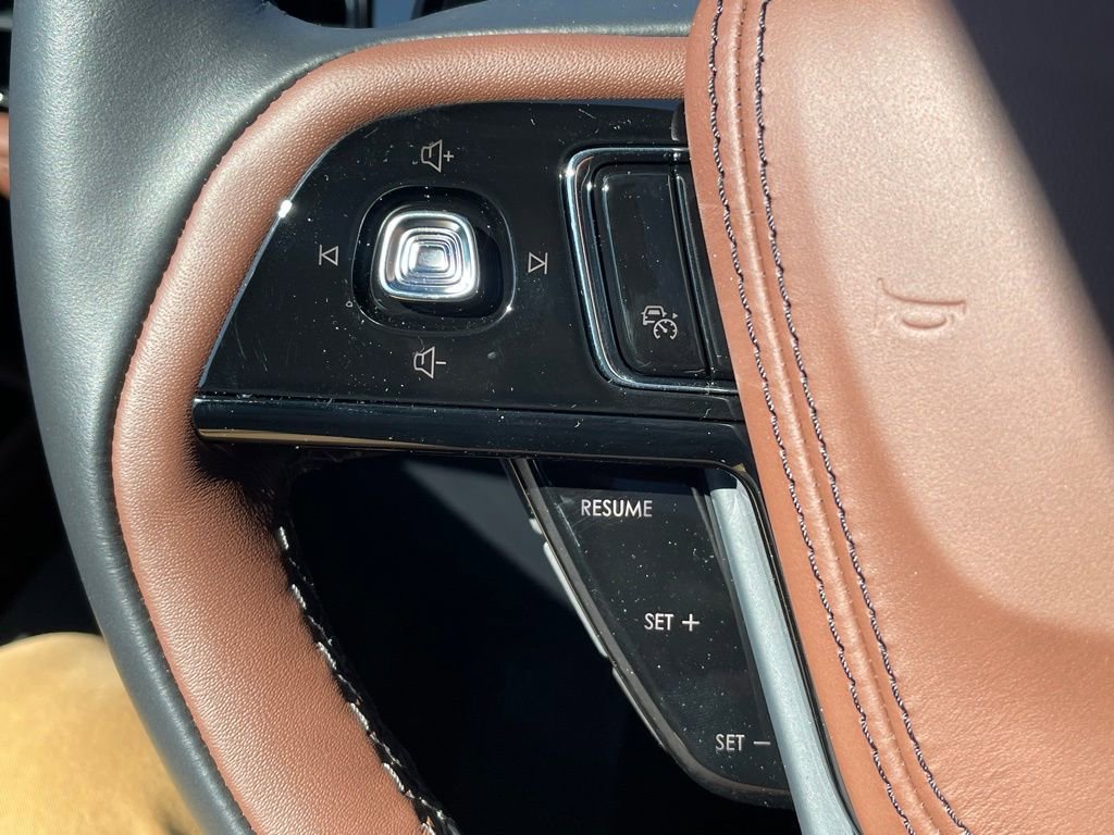 New 2026 Lincoln Aviator Reserve image 8