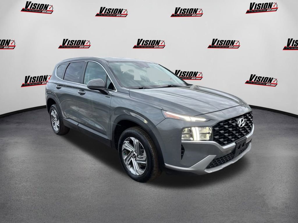 Certified 2022 Hyundai Santa Fe SE image 3
