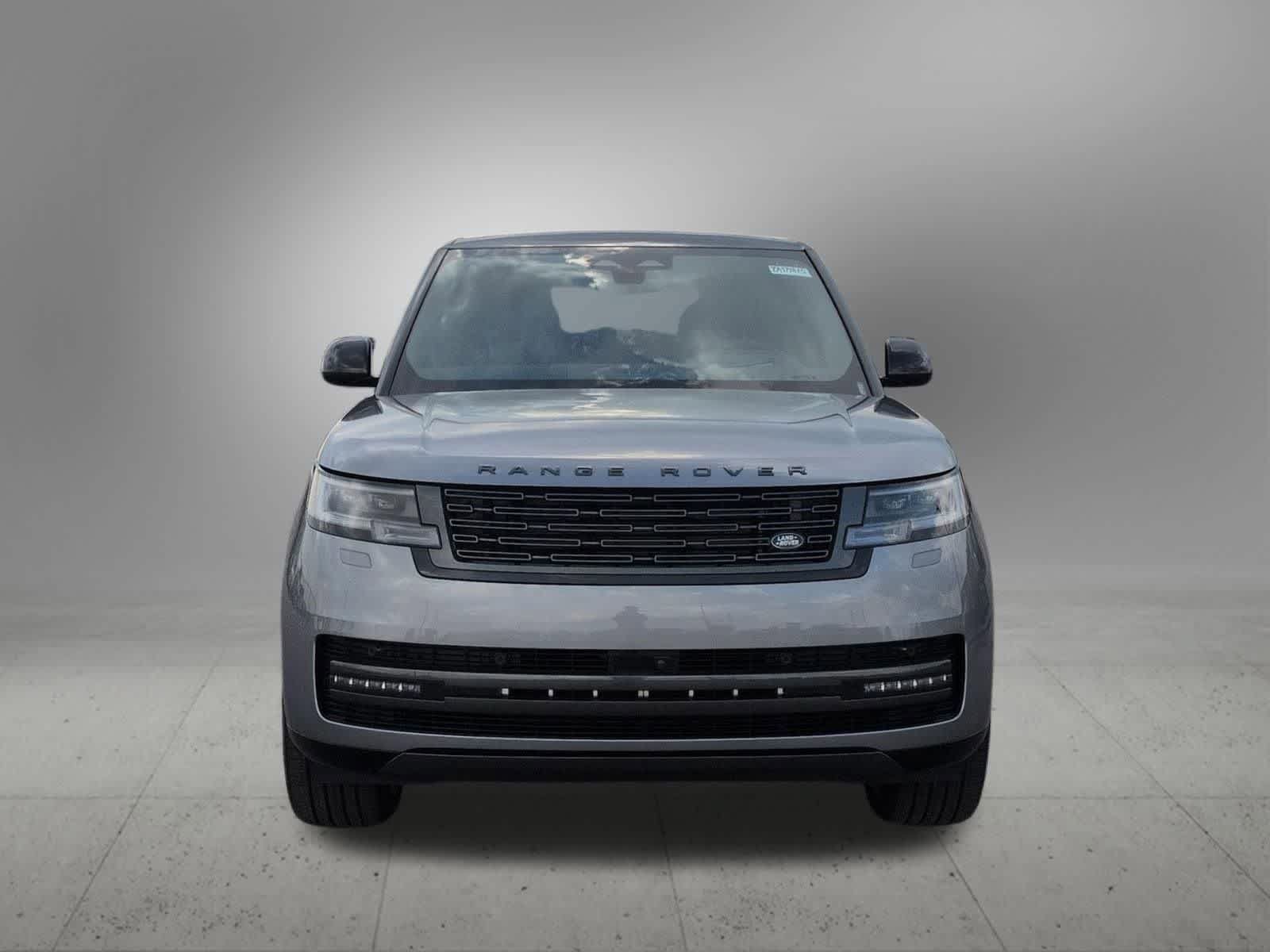 New 2026 Land Rover Range Rover Long Wheelbase SE AWD/4WD image 9