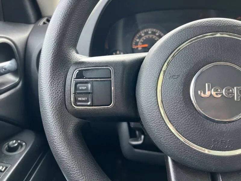 Used 2015 Jeep Patriot Sport w/ Power Value Group FWD image 20