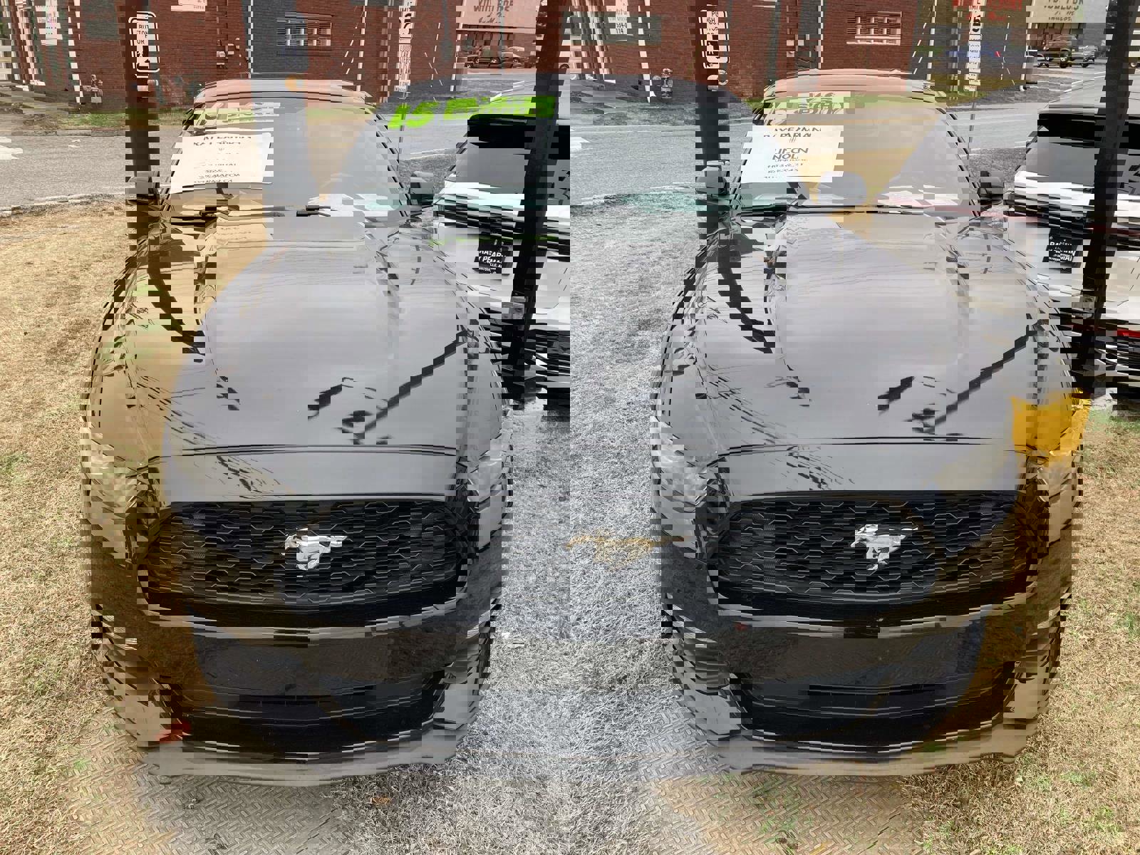 Used 2015 Ford Mustang Coupe image 11