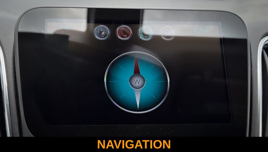 Used 2018 Chevrolet Malibu LT FWD image 4