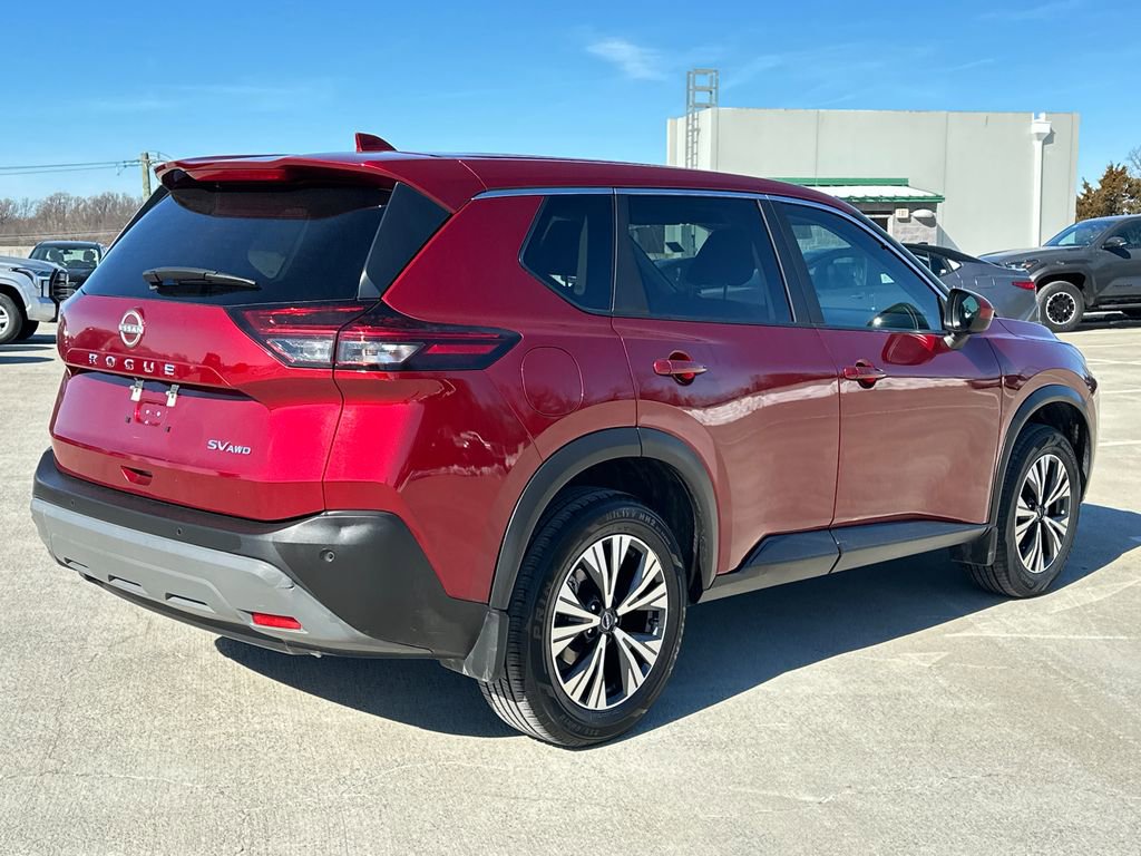 Used 2023 Nissan Rogue SV image 4
