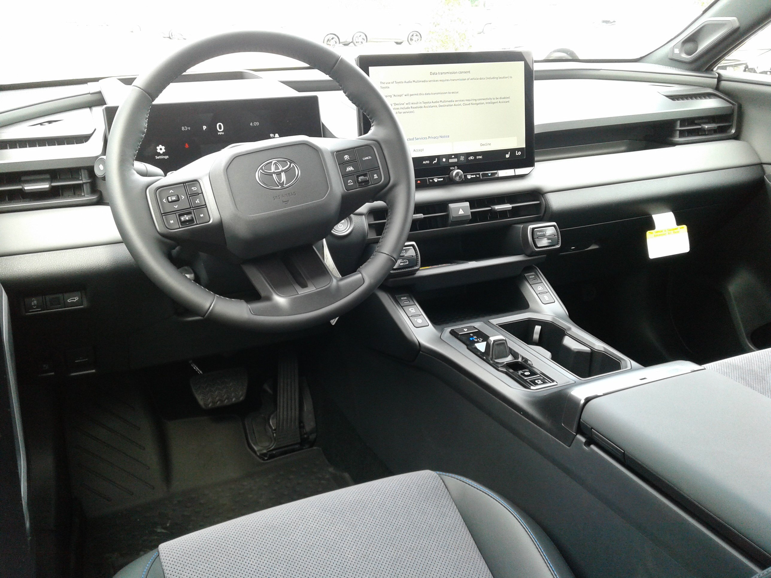 New 2026 Toyota RAV4 XSE AWD/4WD image 5