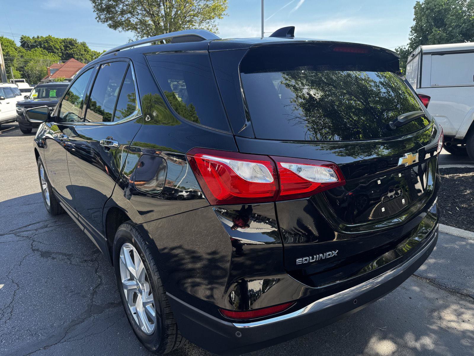 Used 2020 Chevrolet Equinox Premier AWD/4WD image 4