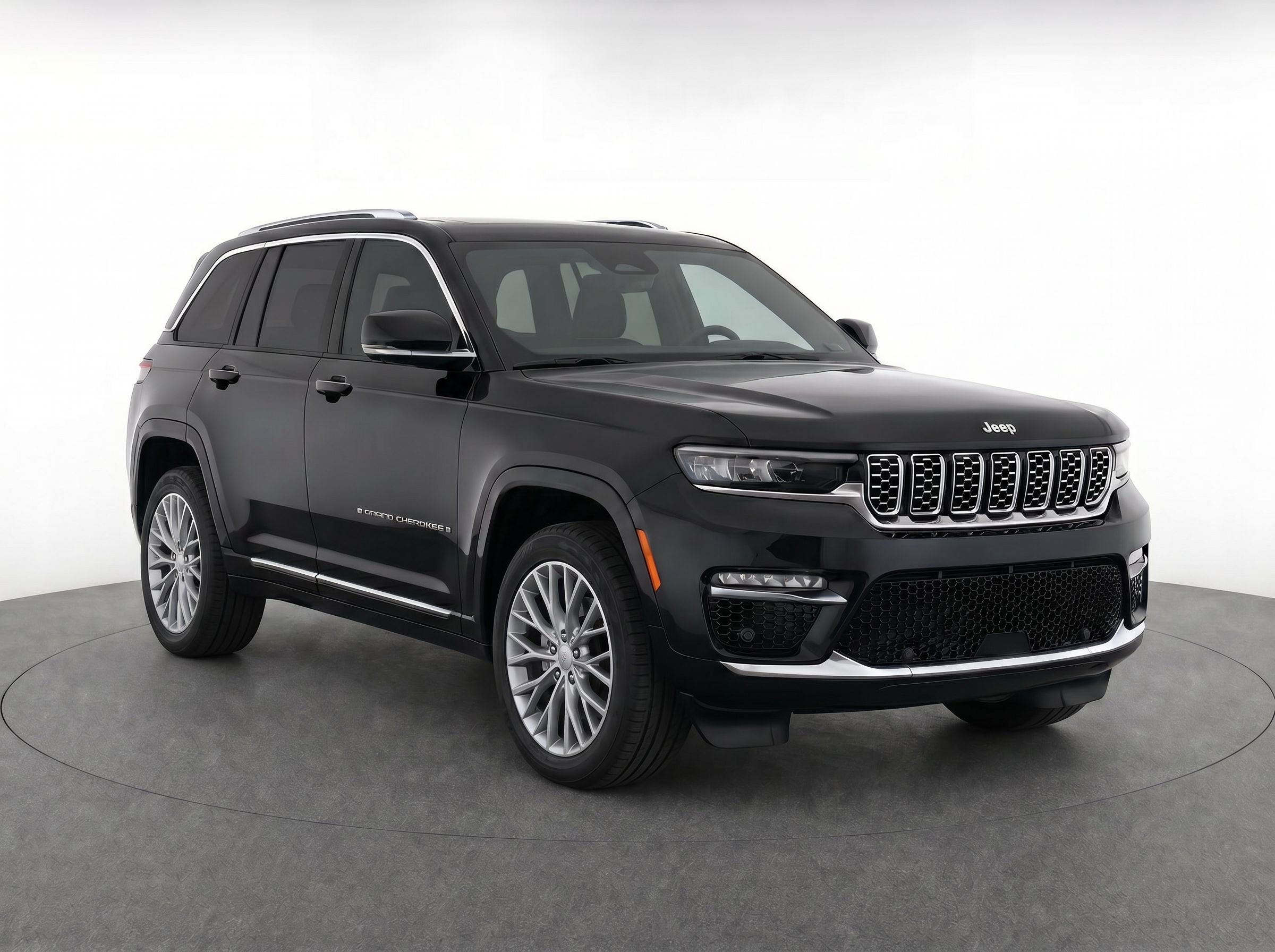 Used 2022 Jeep Grand Cherokee Summit w/ Adv Protech Group IV AWD/4WD image 2