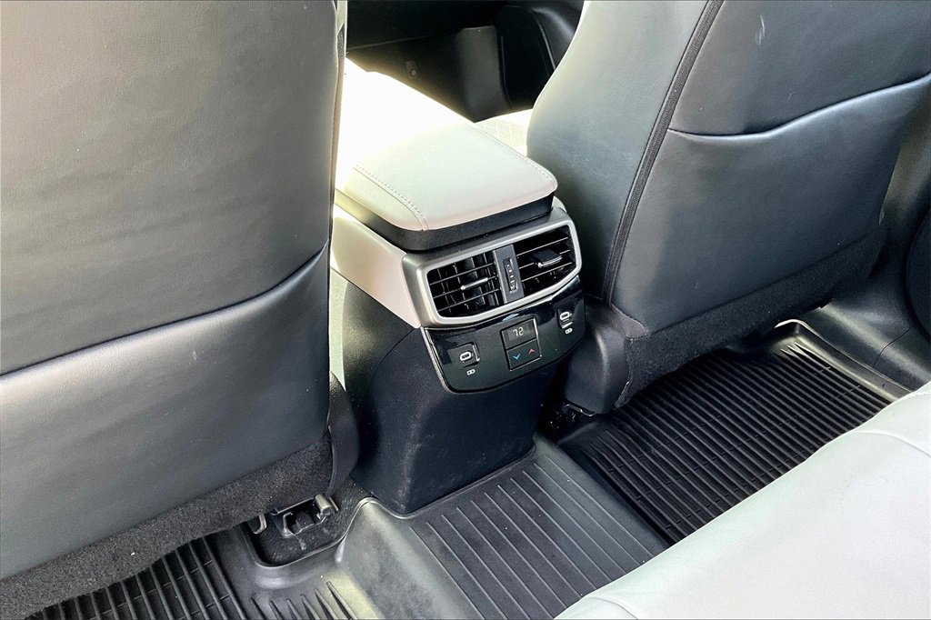 Used 2024 Lexus RX 350 w/ Technology Package image 33