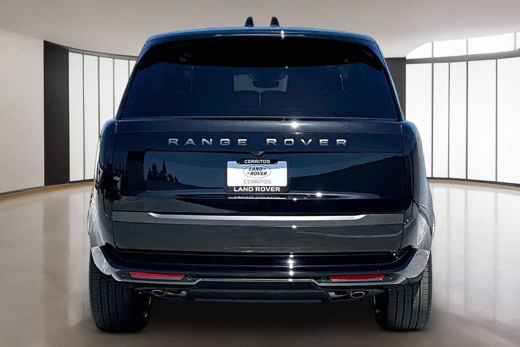 New 2026 Land Rover Range Rover Long Wheelbase SE AWD/4WD image 4