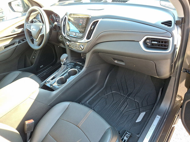 Used 2023 Chevrolet Equinox Premier image 44