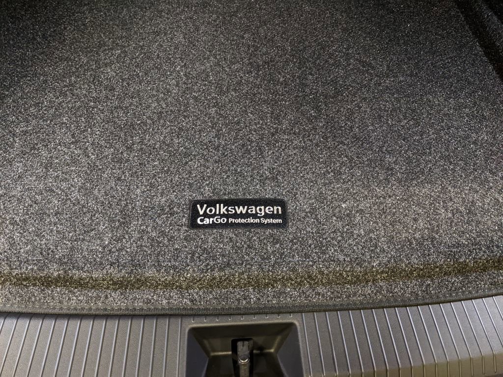 New 2026 Volkswagen Tiguan SE FWD image 29
