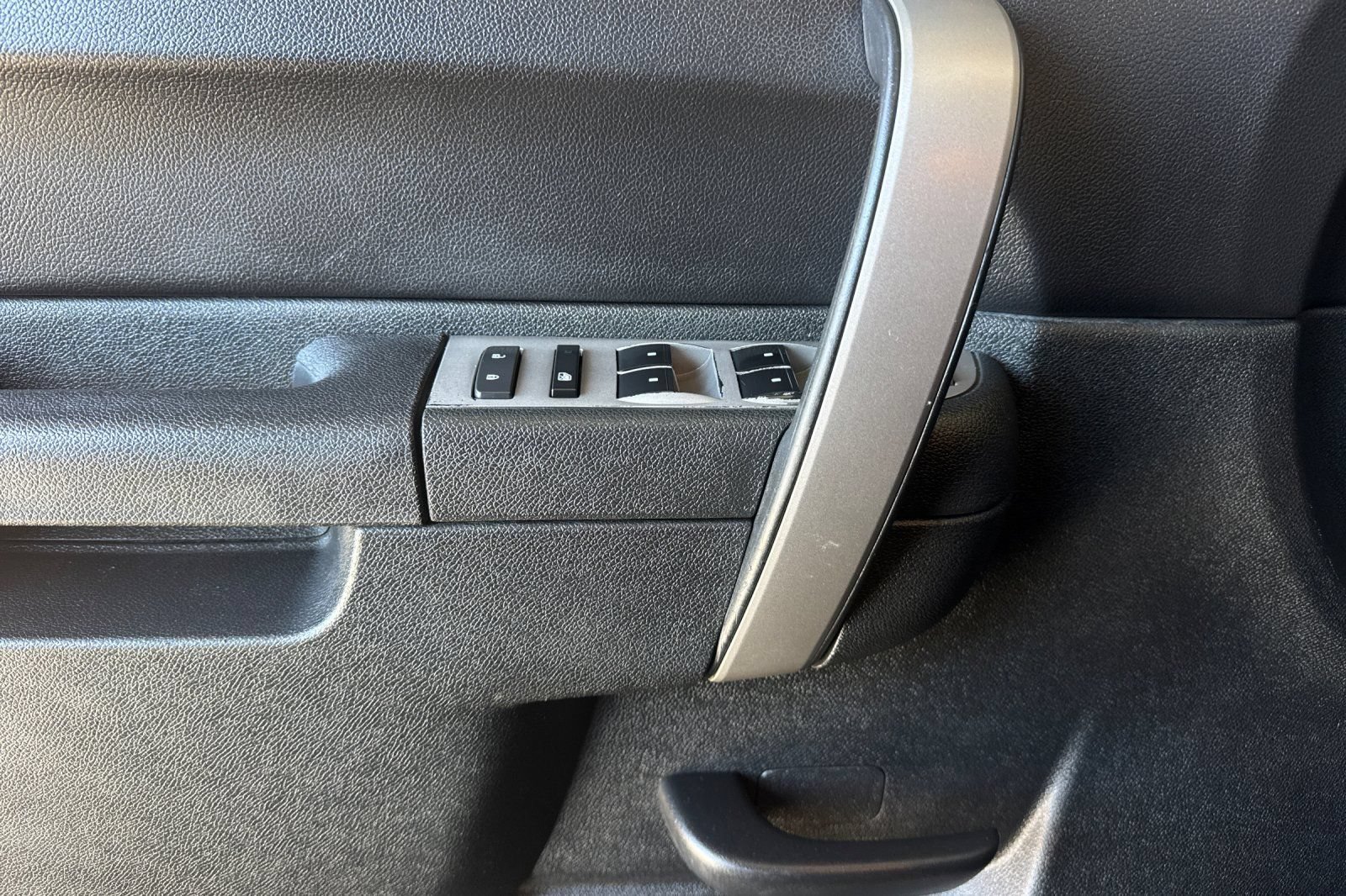 Used 2011 Chevrolet Silverado 1500 LT w/ All-Star Edition RWD image 12