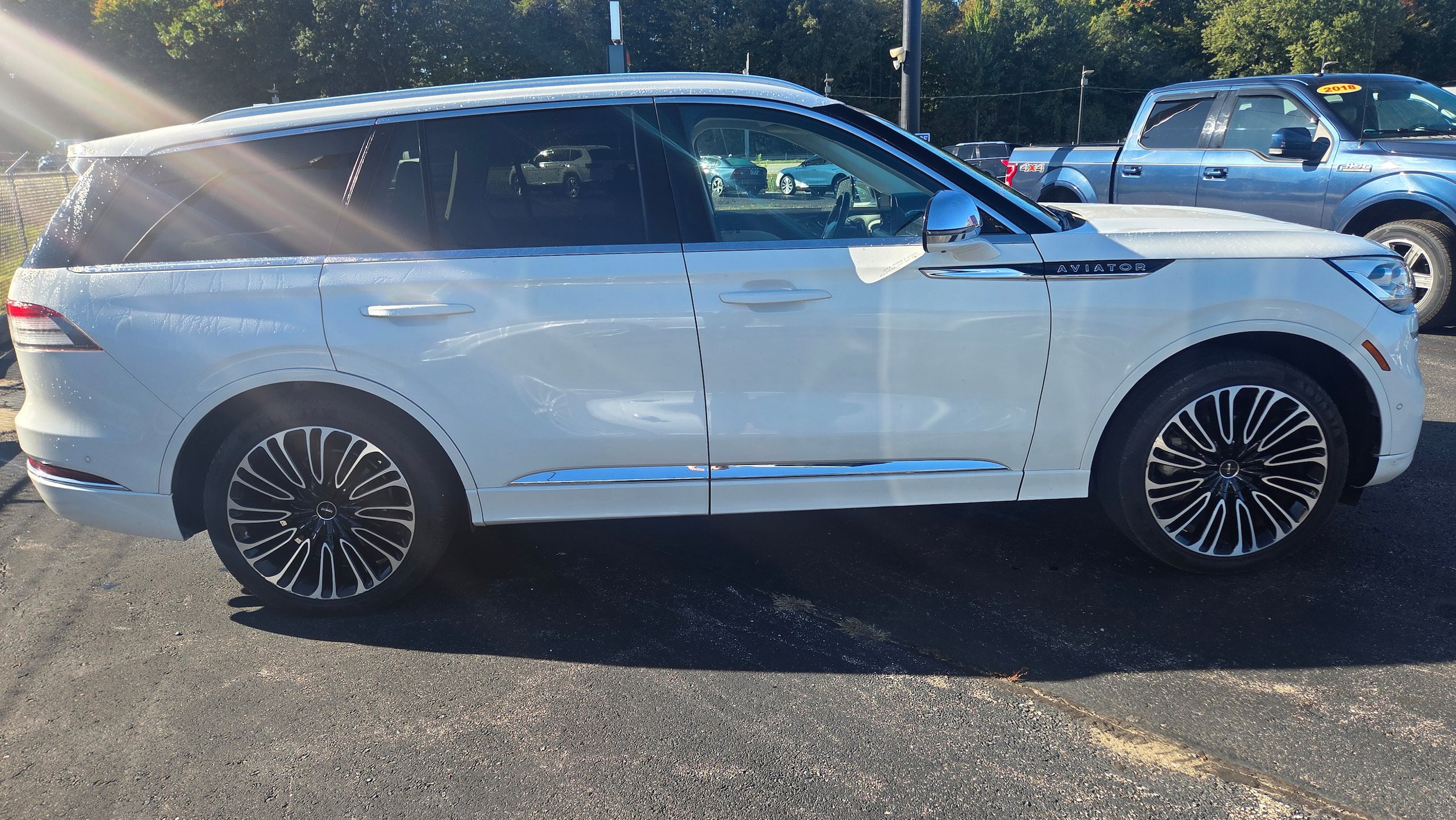 Used 2020 Lincoln Aviator Black Label w/ Dynamic Handling Package AWD/4WD image 11