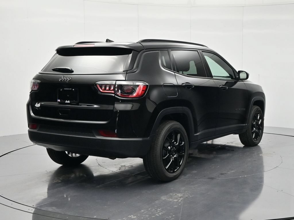 New 2026 Jeep Compass Latitude AWD/4WD image 5