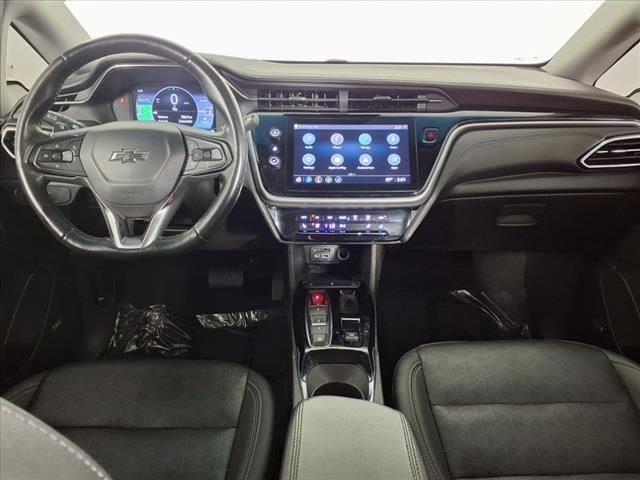Used 2022 Chevrolet Bolt LT w/ Infotainment Package FWD image 12