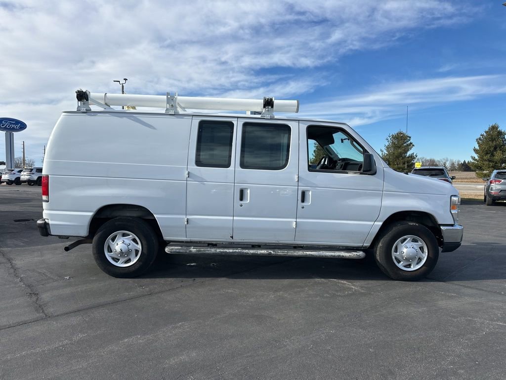 Used 2014 Ford E-250 and Econoline 250 w/ Power Group image 3