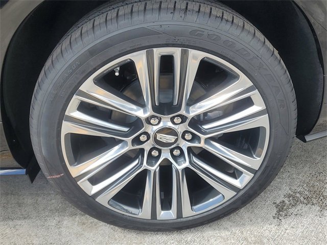 New 2026 Cadillac Vistiq Platinum image 5