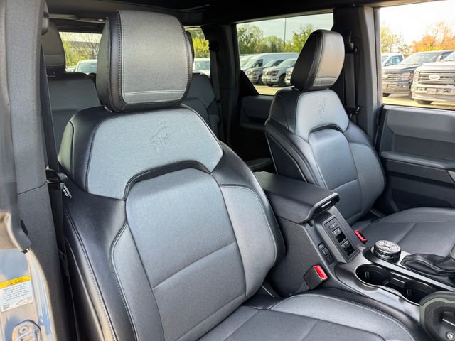 Used 2023 Ford Bronco Everglades image 20