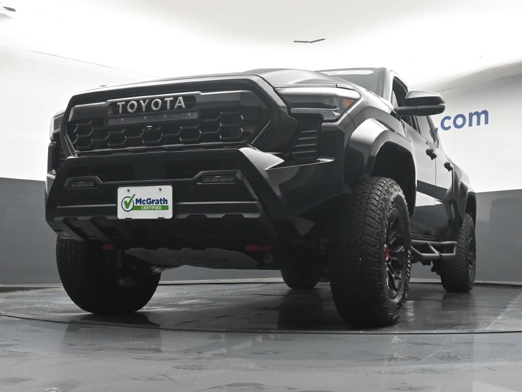 Used 2026 Toyota Tacoma TRD Pro AWD/4WD image 7