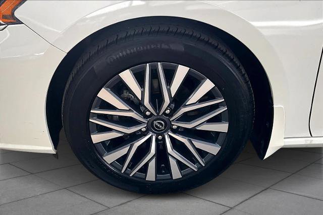 Certified 2023 Nissan Altima 2.5 SV w/ SV Premium Package image 10