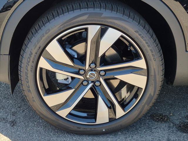 New 2026 Volvo XC40 B5 Ultra w/ Climate Package AWD/4WD image 6