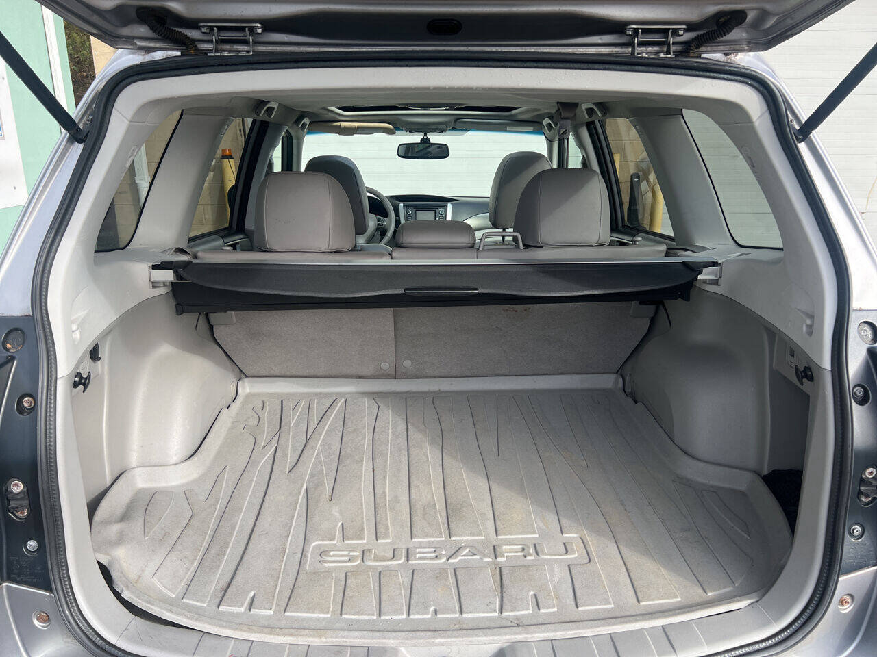 Used 2011 Subaru Forester 2.5X Limited AWD/4WD image 16