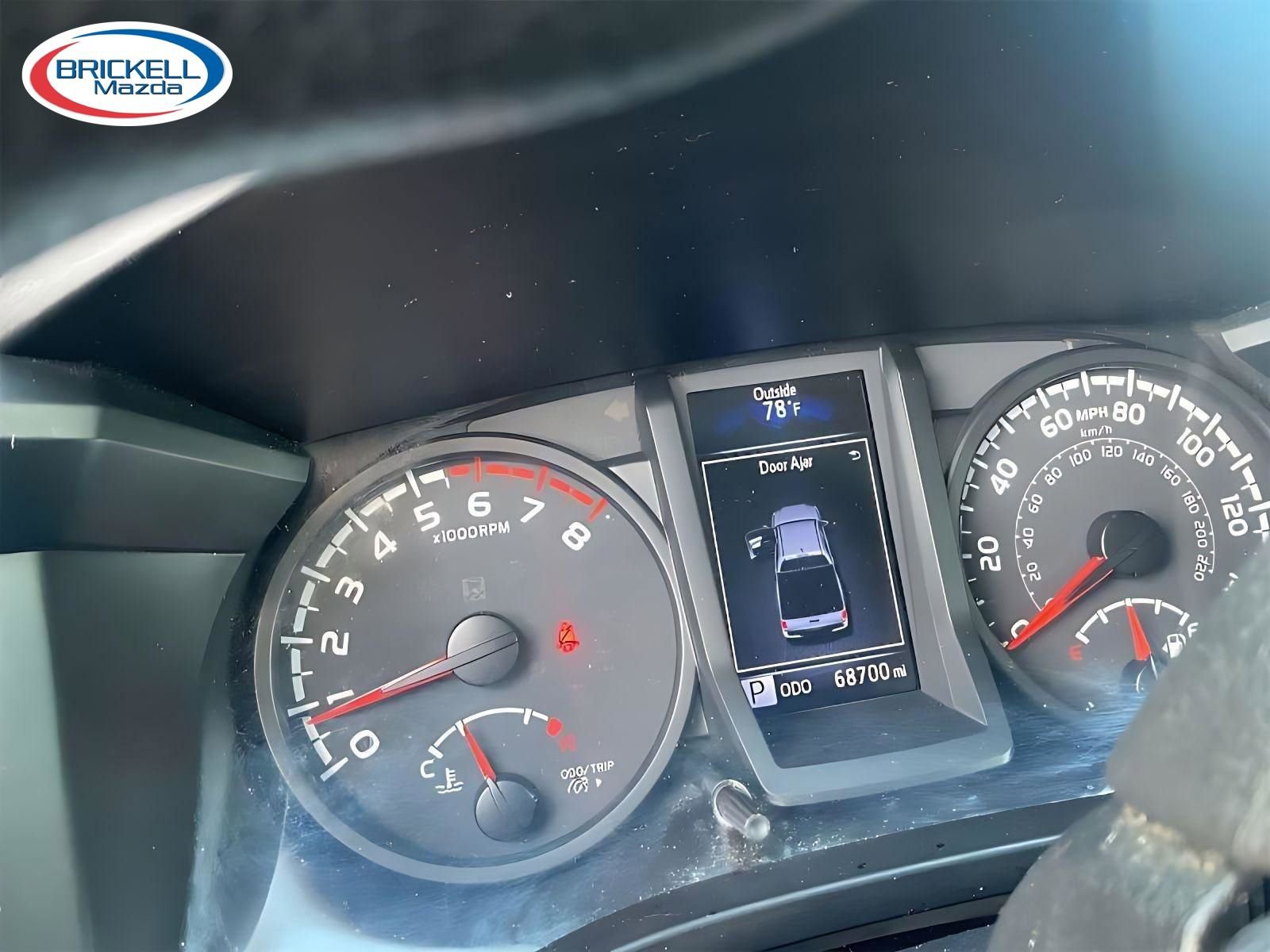 Used 2021 Toyota Tacoma SR w/ SR Convenience Package image 7