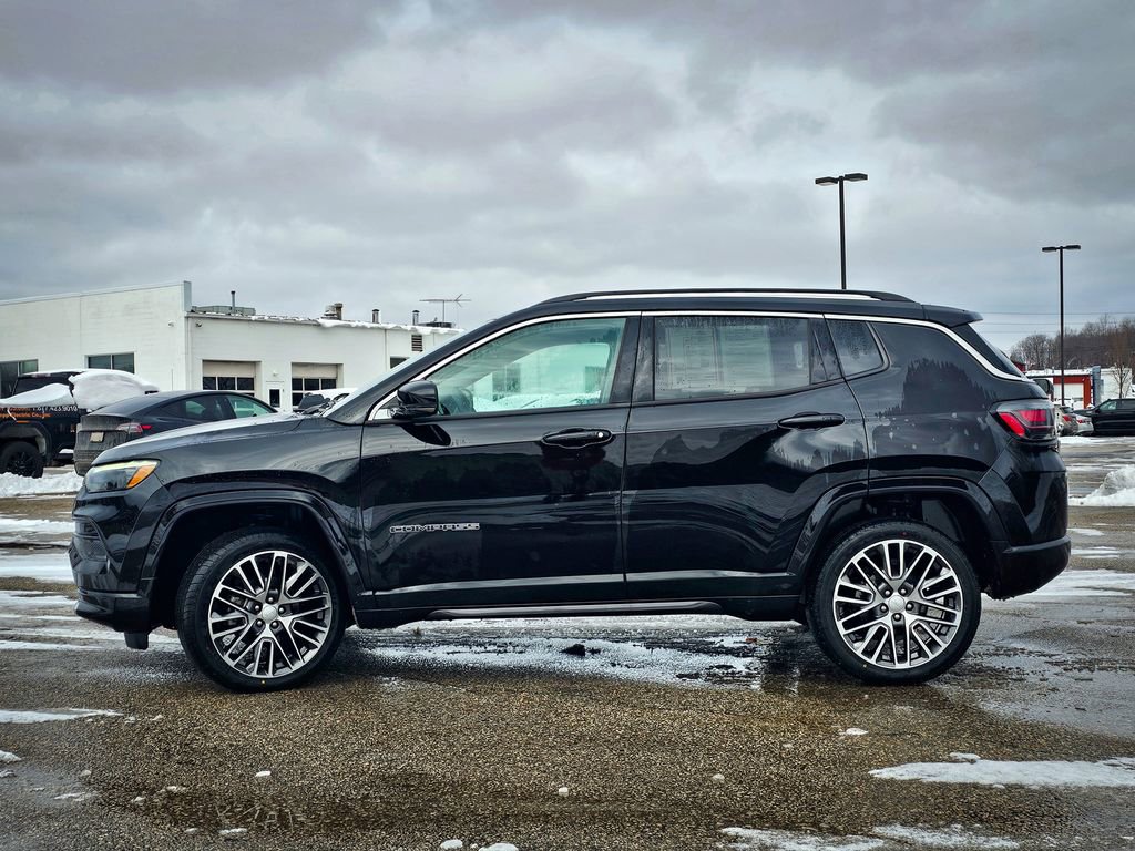 Certified 2022 Jeep Compass Limited w/ Elite Group image 6